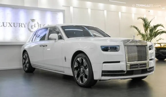 Rolls-Royce Phantom, 2023г