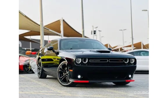 Dodge Challenger, 5.7L 2021г