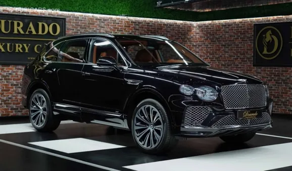 Bentley Bentayga, 4.0L 2023г