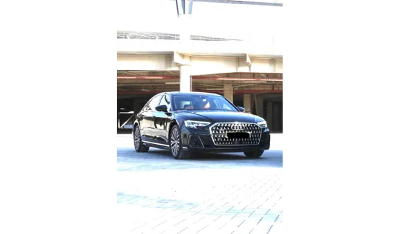 Audi A8, 2022г