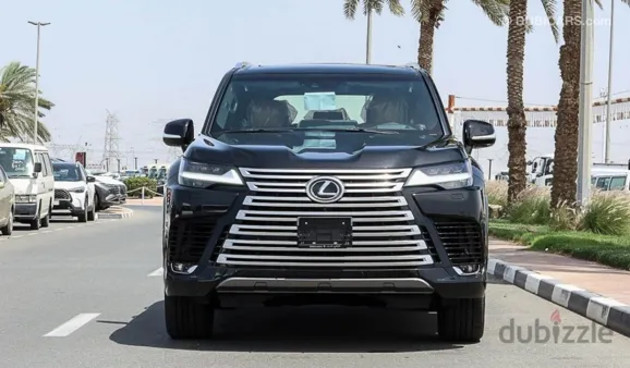 Lexus LX600, 2023г