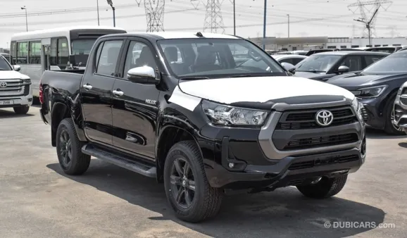 Toyota Hilux, 2022г