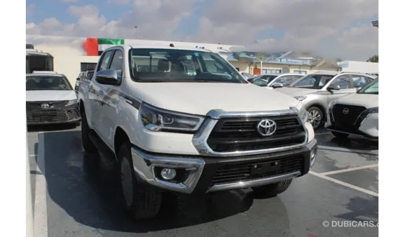 Toyota Hilux, 2.8L 2024г