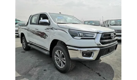 Toyota Hilux, 2.7L 2023г