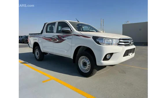 Toyota Hilux, 2023г