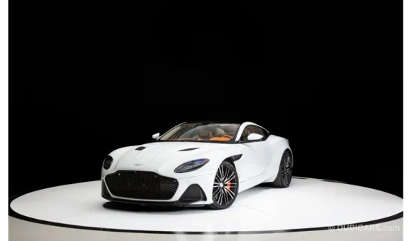 Aston Martin DBS, 2022г