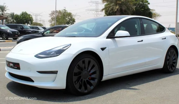 Tesla Model 3, 2023г