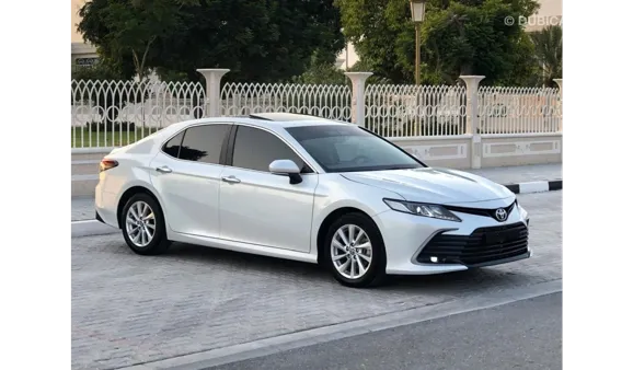 Toyota Camry, 2.5L 2023г